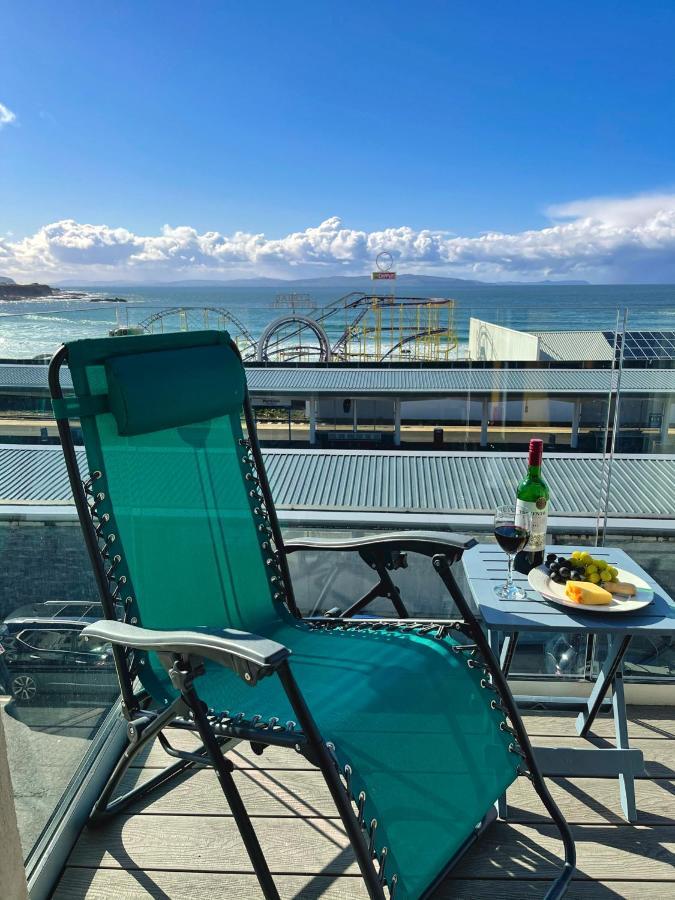 Portrush Penthouse Villa Bagian luar foto